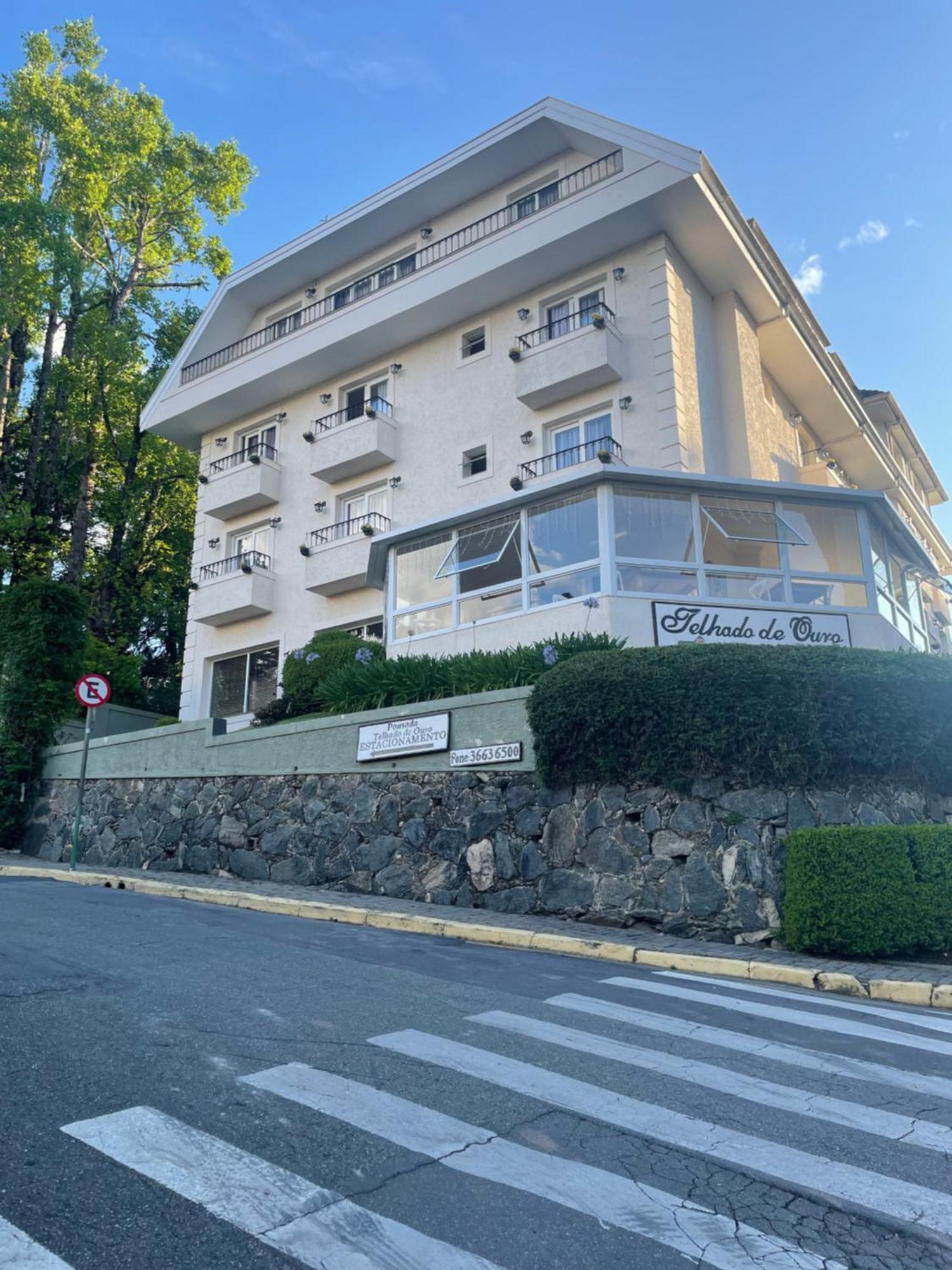 Inn Telhado De Ouro